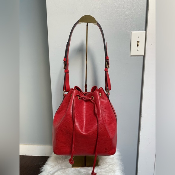 Louis Vuitton Handbags - ❌SOLD❌1996 authentic red Epi leather Petit Noe bucket bag